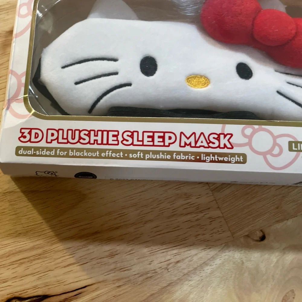 Crème Shop Hello Kitty 3d plushie sleep mask NIB blackout effect